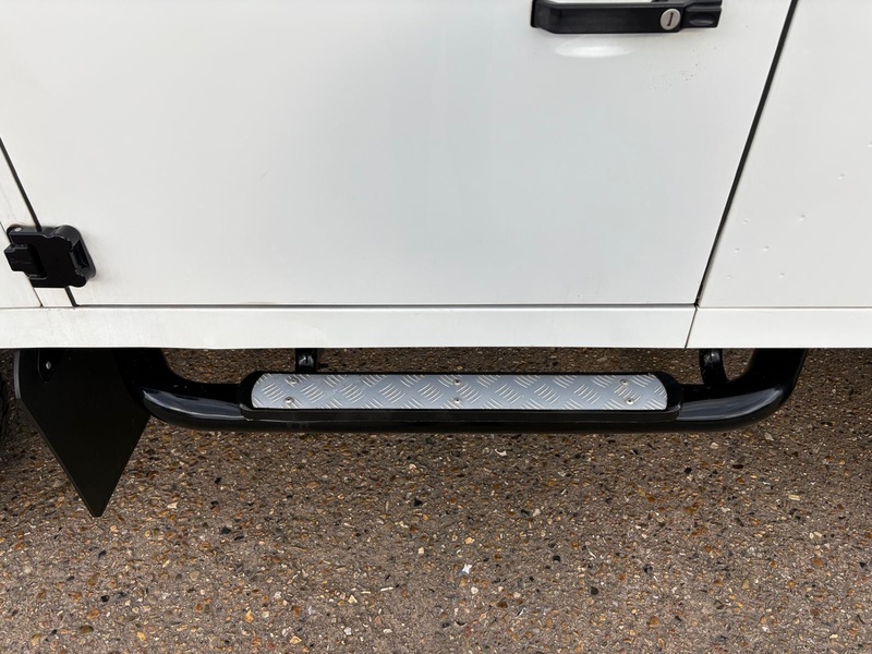 Land Rover Td Hard Top Panel Van 2.2 Manual Diesel
