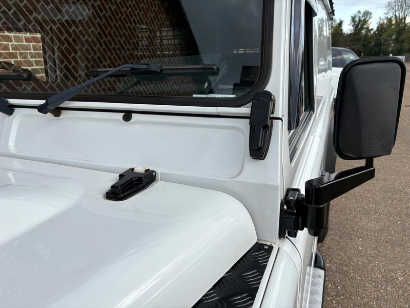 Land Rover Td Hard Top Panel Van 2.2 Manual Diesel