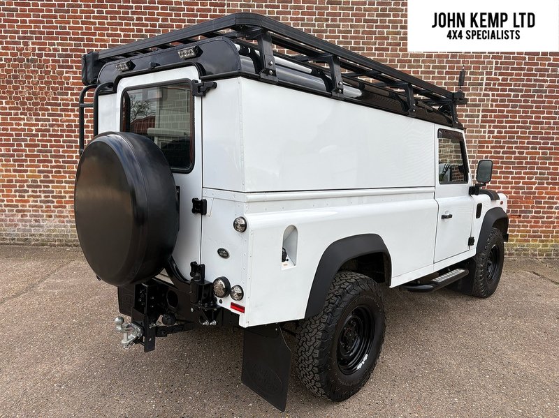 Land Rover Td Hard Top Panel Van 2.2 Manual Diesel