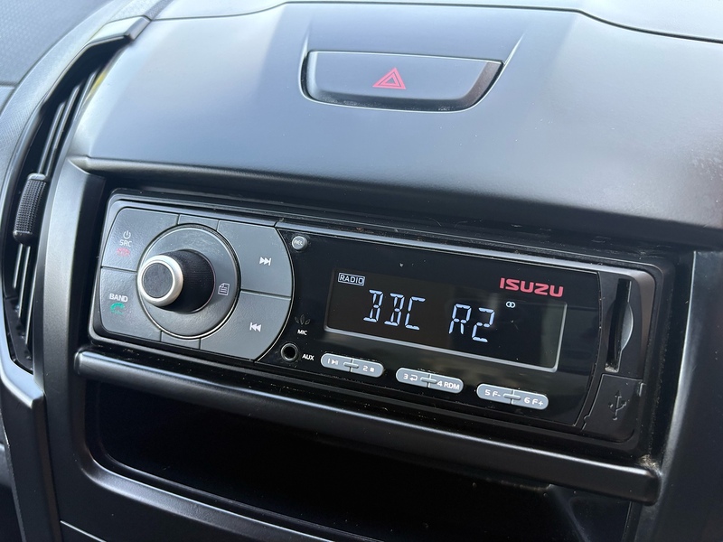 Isuzu 1.9 TD Utility Pickup Extended Cab 2dr Diesel Manual 4WD Euro 6 (164 ps)
