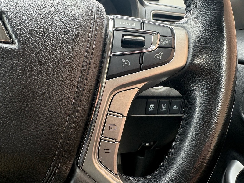 Mitsubishi 2.2 DI-D DC Barbarian Pickup Double Cab 4dr Diesel Manual 4WD Euro 6 (s/s) (150 ps)