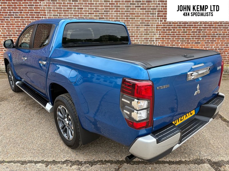 Mitsubishi 2.2 DI-D DC Barbarian Pickup Double Cab 4dr Diesel Manual 4WD Euro 6 (s/s) (150 ps)