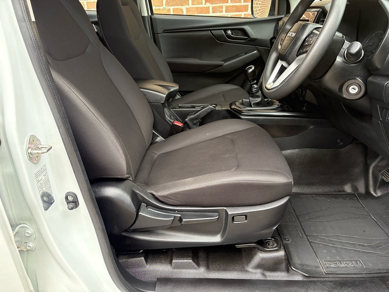 Isuzu Utility Double Cab 1.9 4dr Pick Up Manual Diesel