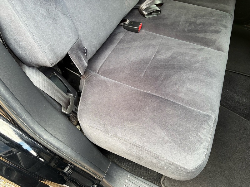Toyota 2.8D Active (Navi) Panel Van 5dr Diesel Auto 4WD LWB Euro 6 (s/s) (204 ps)