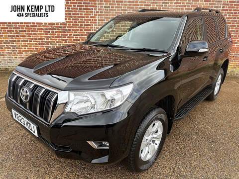 2.8D Active (Navi) Panel Van 5dr Diesel Auto 4WD LWB Euro 6 (s/s) (204 ps)