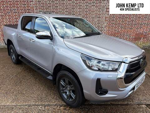 2.4 D-4D Icon Pickup Double Cab 4dr Diesel Manual 4WD Euro 6 (s/s) (150 ps)