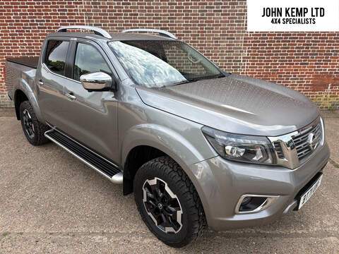 2.3 dCi Tekna Pickup Double Cab 4dr Diesel Auto 4WD Euro 6 (190 ps)
