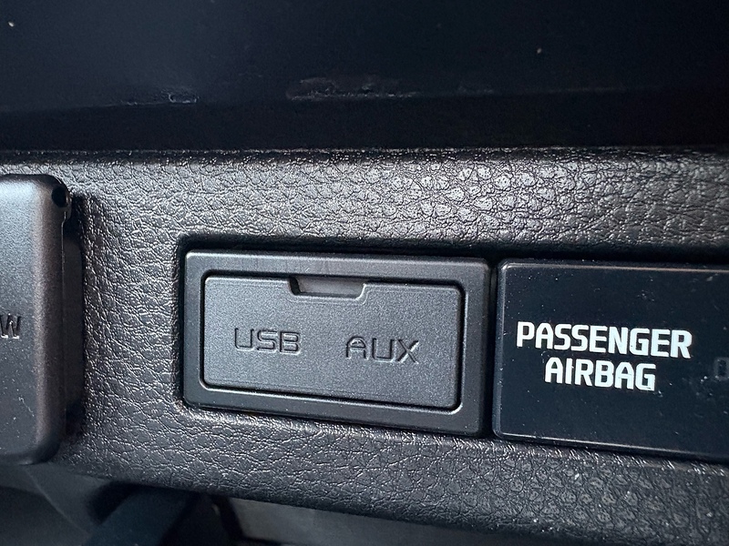 Isuzu 1.9 TD DL40 Pickup Double Cab 4dr Diesel Auto 4WD Euro 6 (s/s) (164 ps)