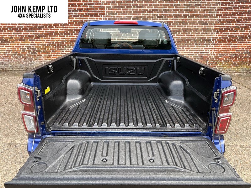Isuzu 1.9 TD DL40 Pickup Double Cab 4dr Diesel Auto 4WD Euro 6 (s/s) (164 ps)