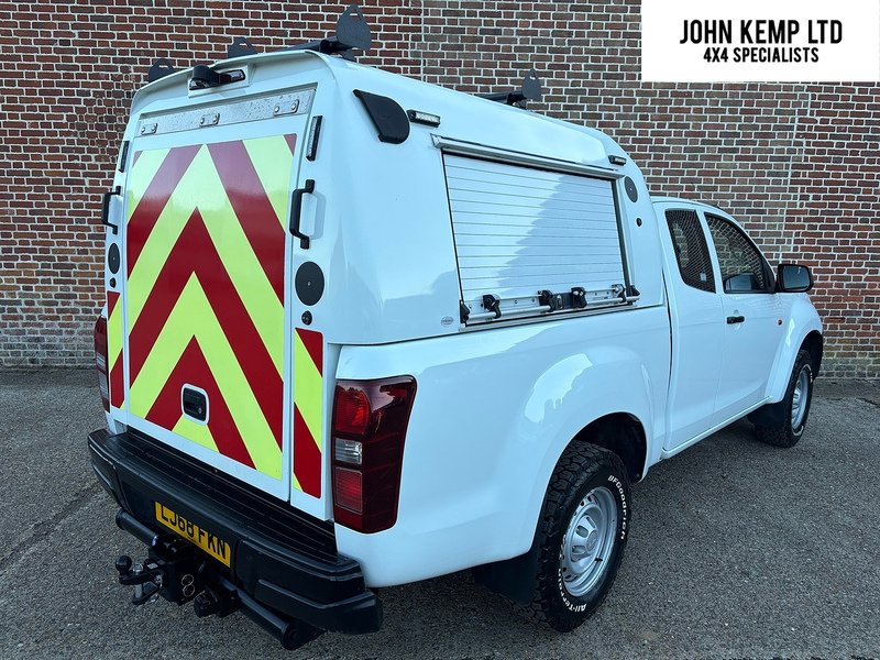 Isuzu 1.9 TD Utility Pickup Extended Cab 2dr Diesel Manual 4WD Euro 6 (164 ps)