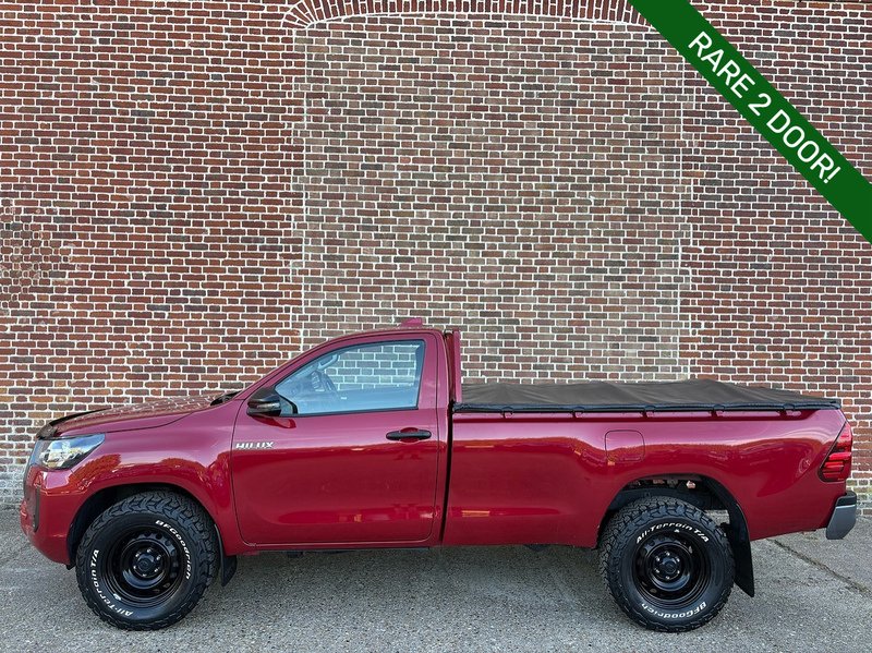 Toyota 2.4 D-4D Active Pickup 2dr Diesel Manual 4WD Euro 6 (150 ps)