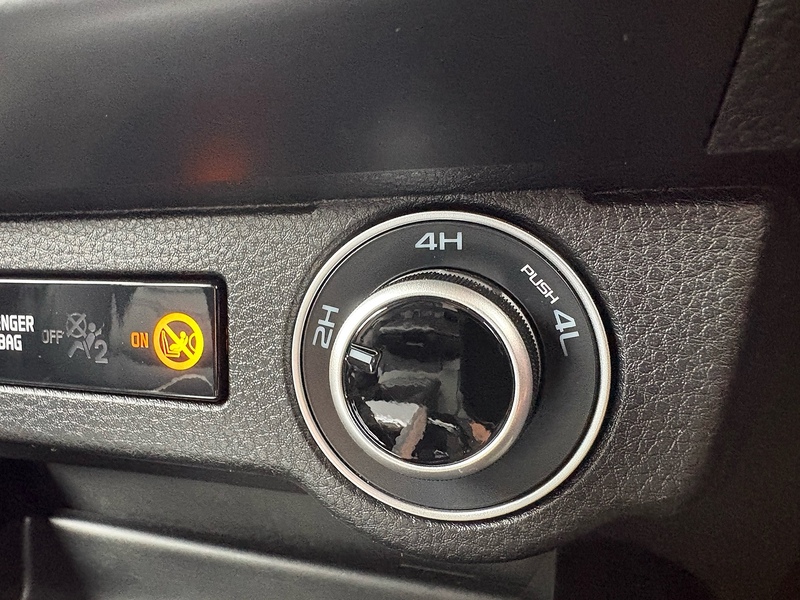 Isuzu 1.9 TD DL40 Pickup Double Cab 4dr Diesel Auto 4WD Euro 6 (s/s) (164 ps)