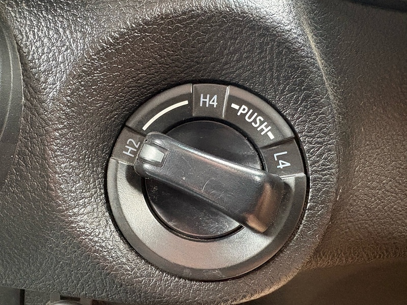 Toyota 2.4 D-4D Icon Pickup Double Cab 4dr Diesel Manual 4WD Euro 6 (s/s) (150 ps)