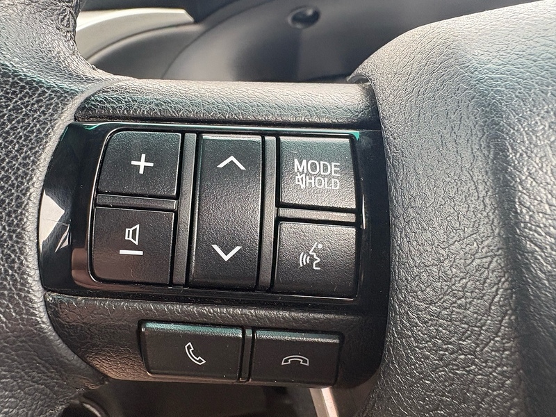 Toyota 2.4 D-4D Icon Pickup Double Cab 4dr Diesel Manual 4WD Euro 6 (s/s) (150 ps)