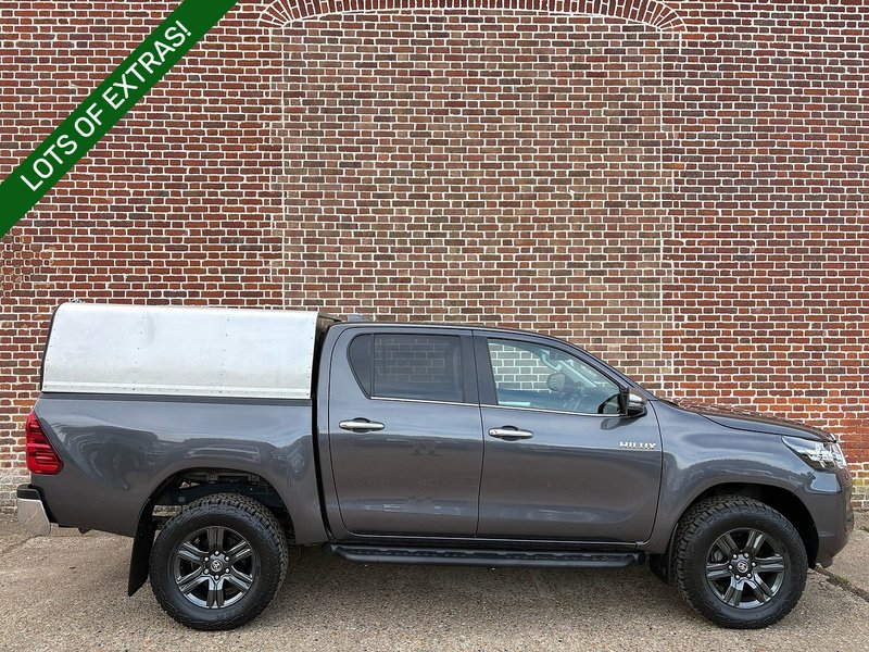 Toyota 2.4 D-4D Icon Pickup Double Cab 4dr Diesel Manual 4WD Euro 6 (s/s) (150 ps)