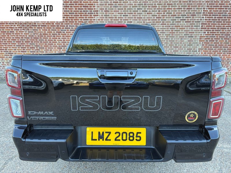 Isuzu 1.9 TD V-Cross Pickup Double Cab 4dr Diesel Manual 4WD Euro 6 (s/s) (164 ps)