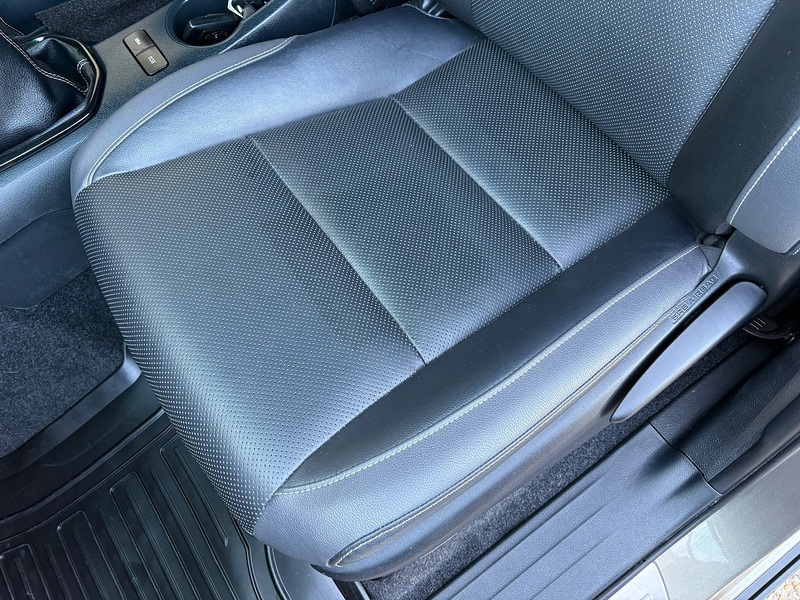 Toyota 2.8 D-4D Invincible X Pickup Double Cab 4dr Diesel Manual 4WD Euro 6 (s/s) (204 ps)