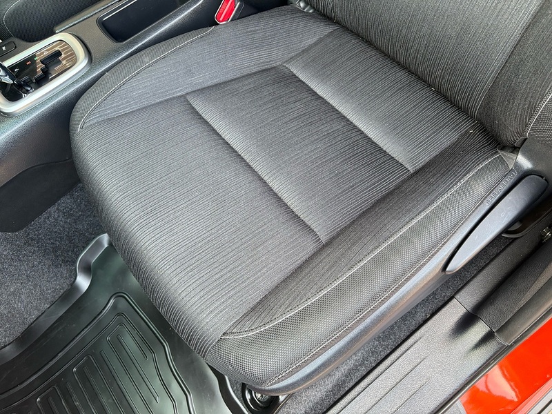 Toyota D-4D Icon Pickup 2.4 Automatic Diesel