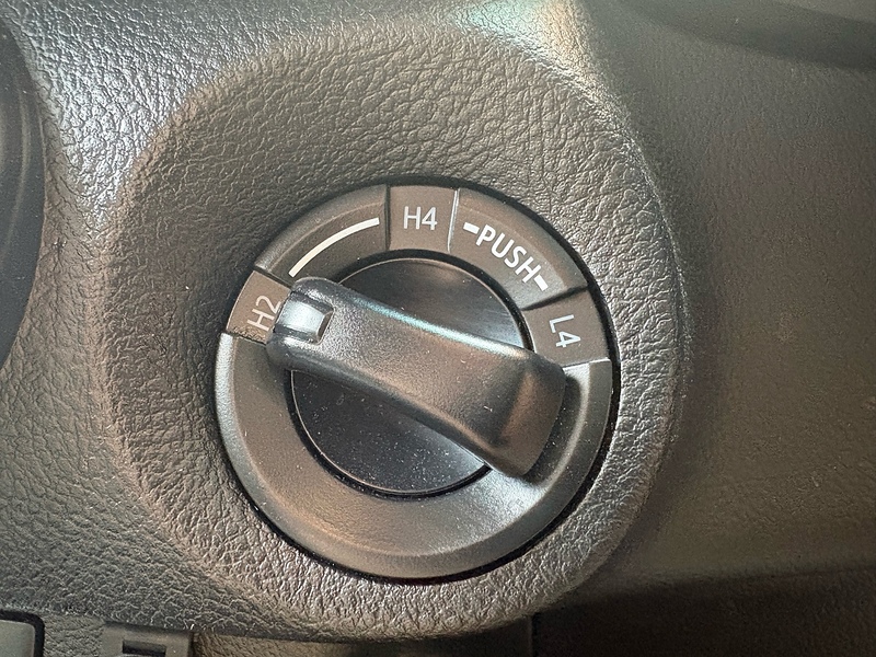Toyota D-4D Icon Pickup 2.4 Automatic Diesel
