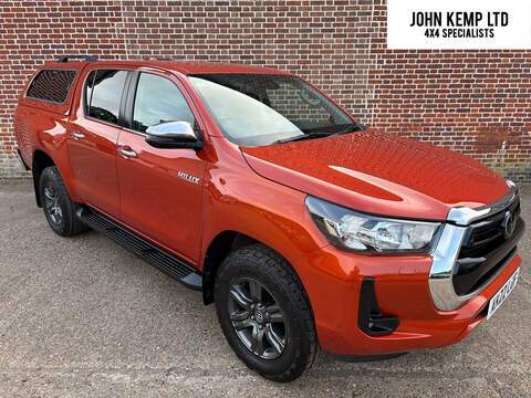 D-4D Icon Pickup 2.4 Automatic Diesel