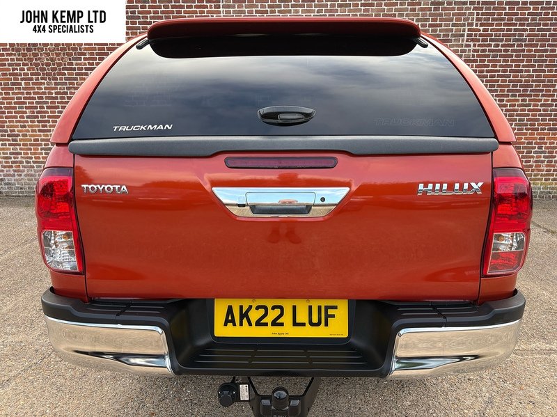 Toyota D-4D Icon Pickup 2.4 Automatic Diesel