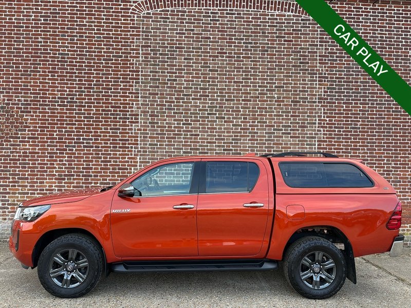 Toyota D-4D Icon Pickup 2.4 Automatic Diesel