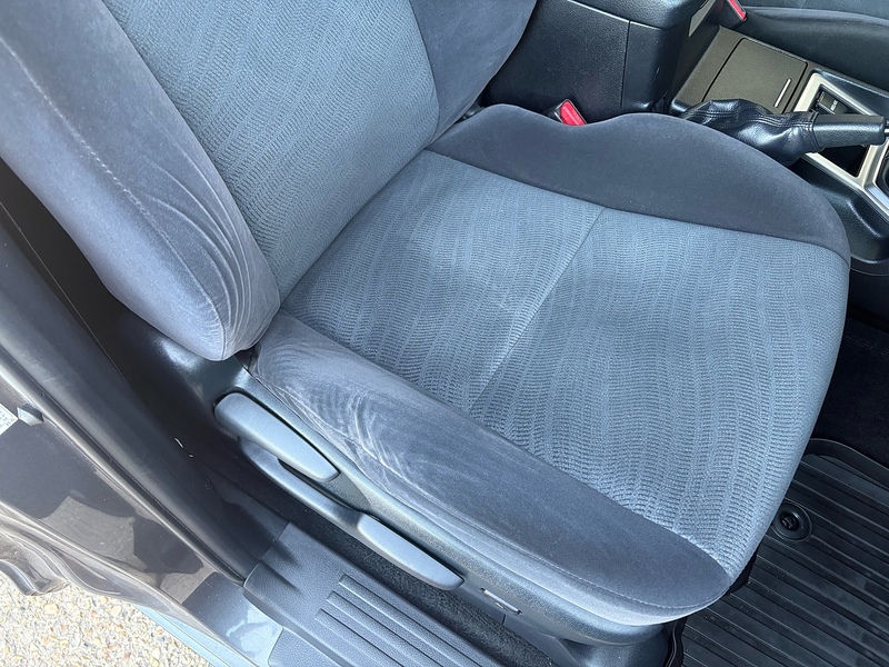 Toyota 2.8D Utility Panel Van 3dr Diesel Manual 4WD SWB Euro 6 (s/s) (204 ps)