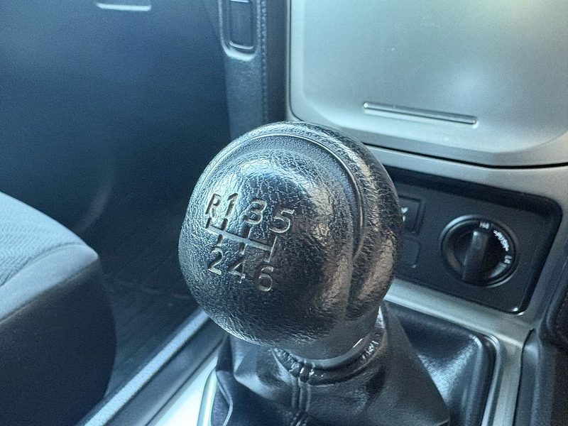 Toyota 2.8D Utility Panel Van 3dr Diesel Manual 4WD SWB Euro 6 (s/s) (204 ps)