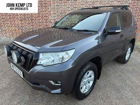 2.8D Utility Panel Van 3dr Diesel Manual 4WD SWB Euro 6 (s/s) (204 ps)