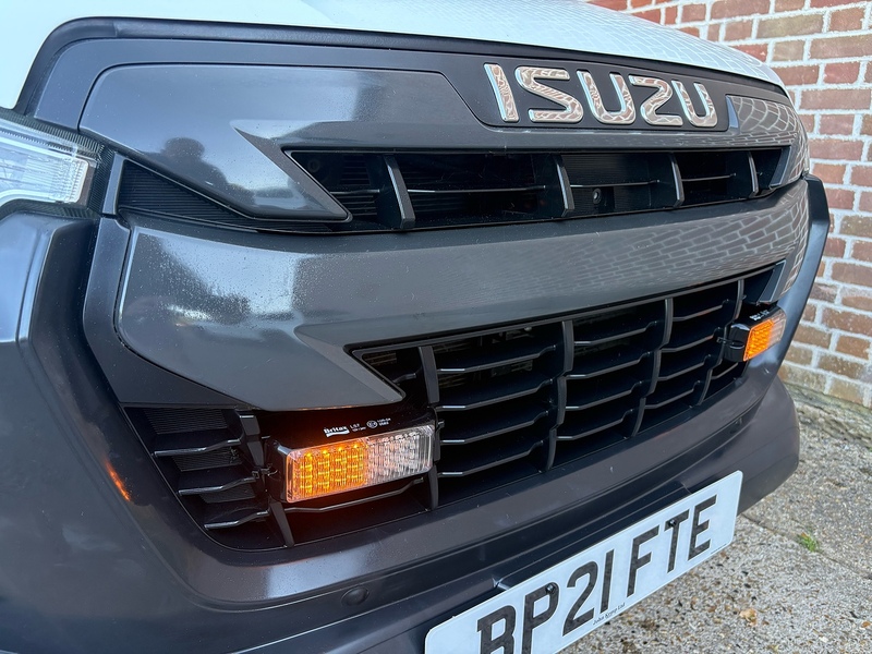 Isuzu 1.9 TD Utility Pickup Double Cab 4dr Diesel Manual 4WD Euro 6 (s/s) (164 ps)