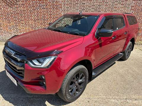 1.9 TD V-Cross Pickup Double Cab 4dr Diesel Auto 4WD Euro 6 (s/s) (164 ps)