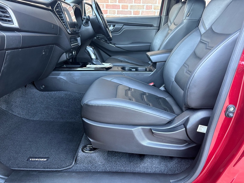 Isuzu 1.9 TD V-Cross Pickup Double Cab 4dr Diesel Auto 4WD Euro 6 (s/s) (164 ps)