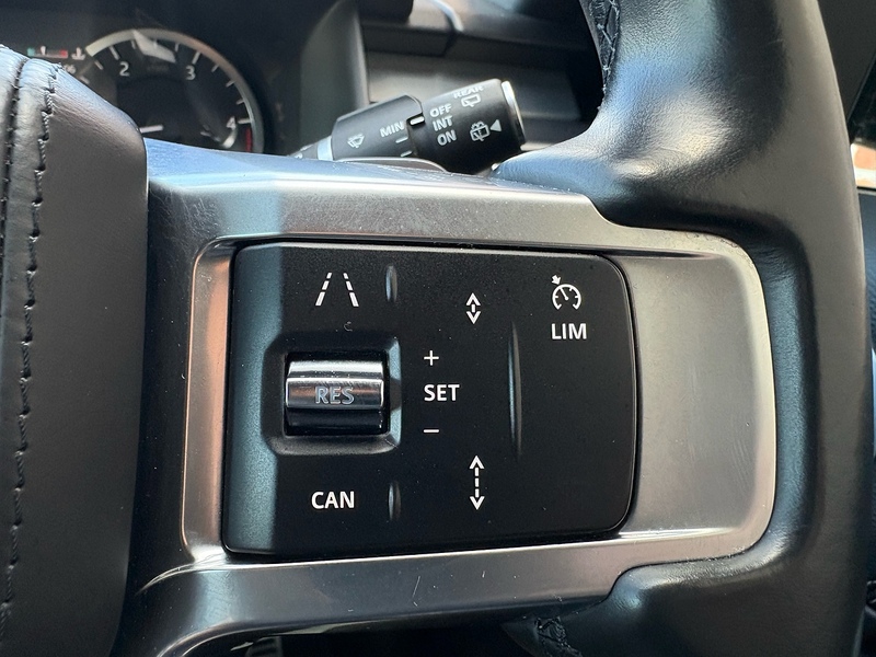 Land Rover D300 MHEV R-Dynamic HSE Commercial 3.0 5dr SUV Automatic Diesel