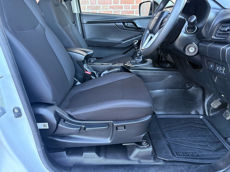 Isuzu Utility Double Cab 1.9 4dr Pick Up Manual Diesel