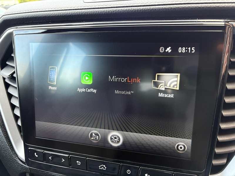 Isuzu 1.9 TD V-Cross Pickup Double Cab 4dr Diesel Manual 4WD Euro 6 (s/s) (164 ps)