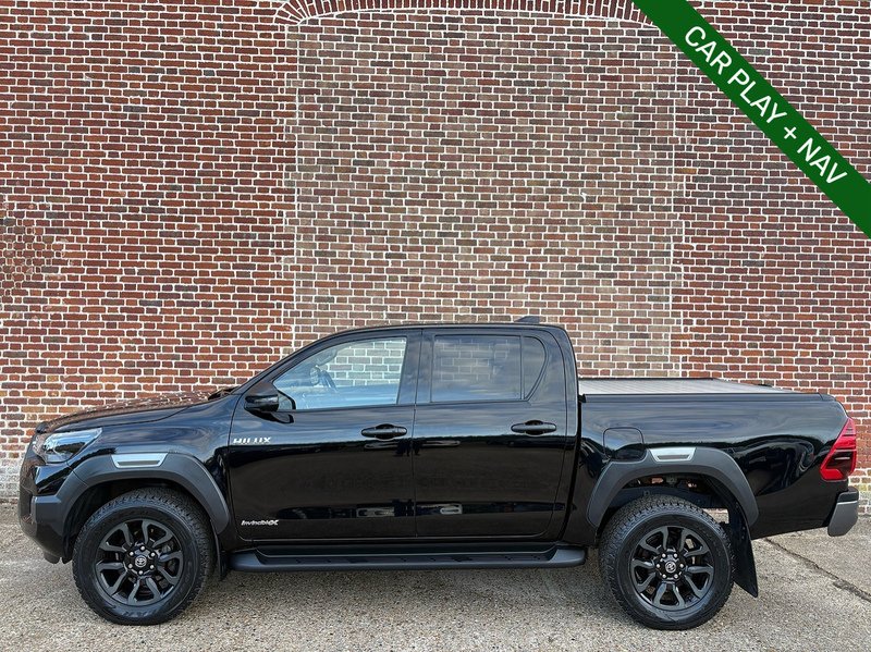 Toyota 2.8 D-4D Invincible X Pickup Double Cab 4dr Diesel Auto 4WD Euro 6 (s/s) (204 ps)