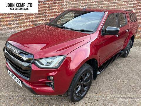 1.9 TD V-Cross Pickup Double Cab 4dr Diesel Auto 4WD Euro 6 (s/s) (164 ps)