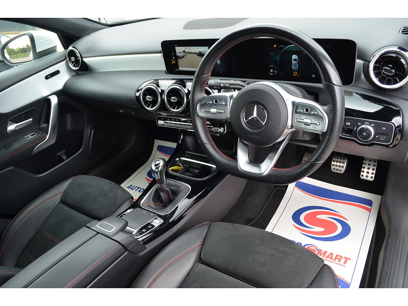 Mercedes-Benz A Class A200 AMG Line - U107769