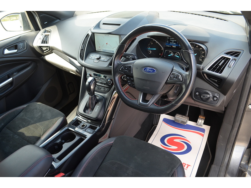 Ford Kuga TDCi ST-Line - U107845