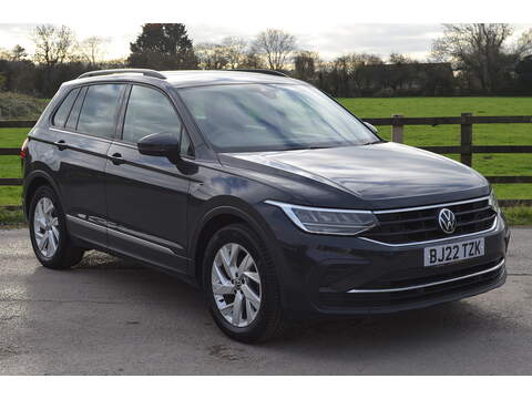 Volkswagen Tiguan 1.0 eTSI MHEV Life Estate 5dr Petrol Hybrid DSG Euro 6 (s/s) (110 ps)