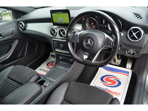 Mercedes-Benz GLA GLA220d AMG Line - U107965