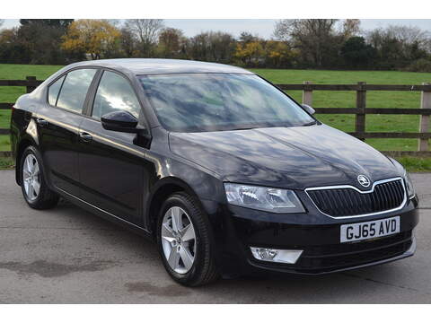 Skoda Octavia 2.0 SKYACTIV-G SE-L Nav Hatchback 5dr Petrol Manual Euro 6 (s/s) (121 ps)