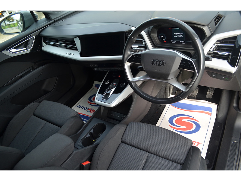 Audi Q4 e-tron Sport - U108045