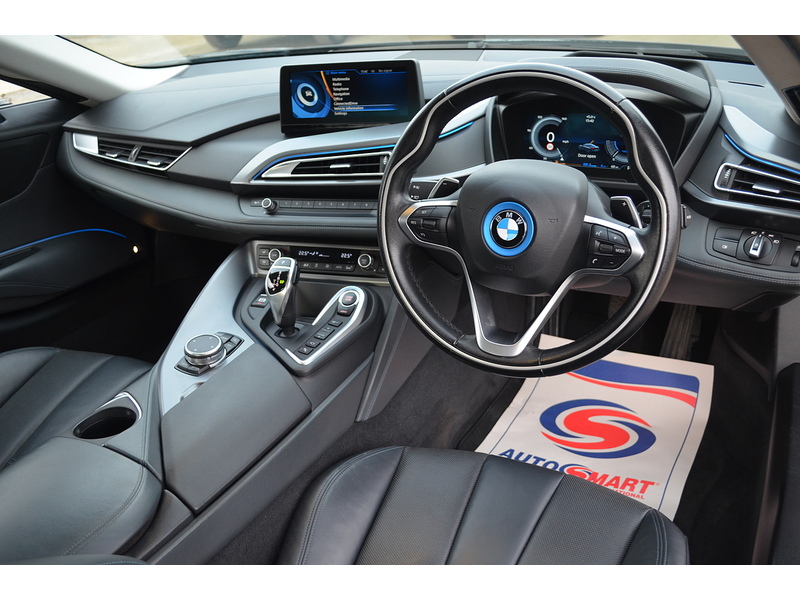 BMW i8  - U108128