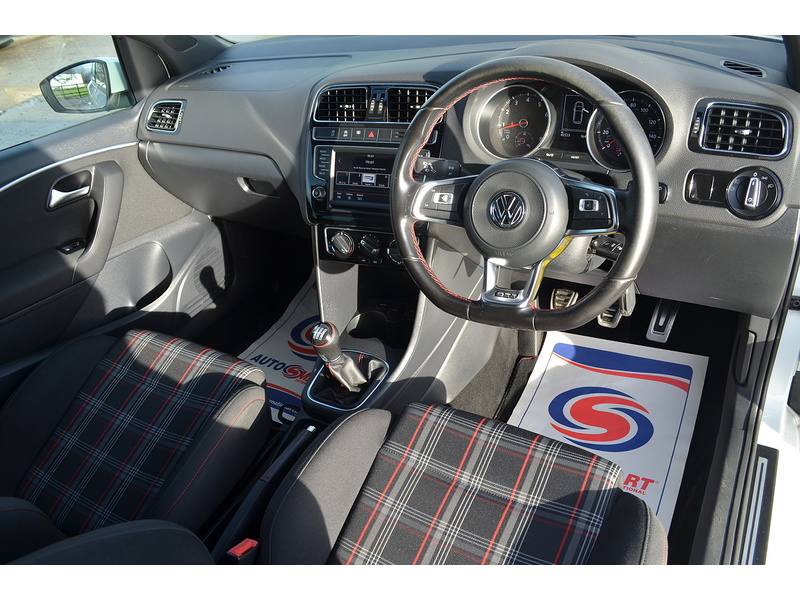 Volkswagen Polo TSI GTI - U108138