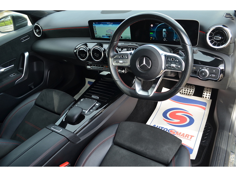 Mercedes-Benz A Class A250e AMG Line - U108140