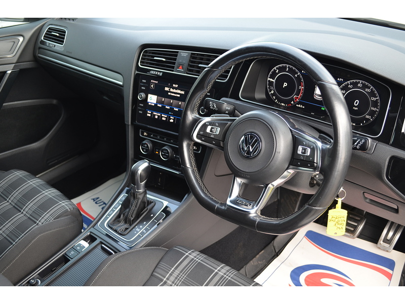 Volkswagen Golf TDI GTD - U108179
