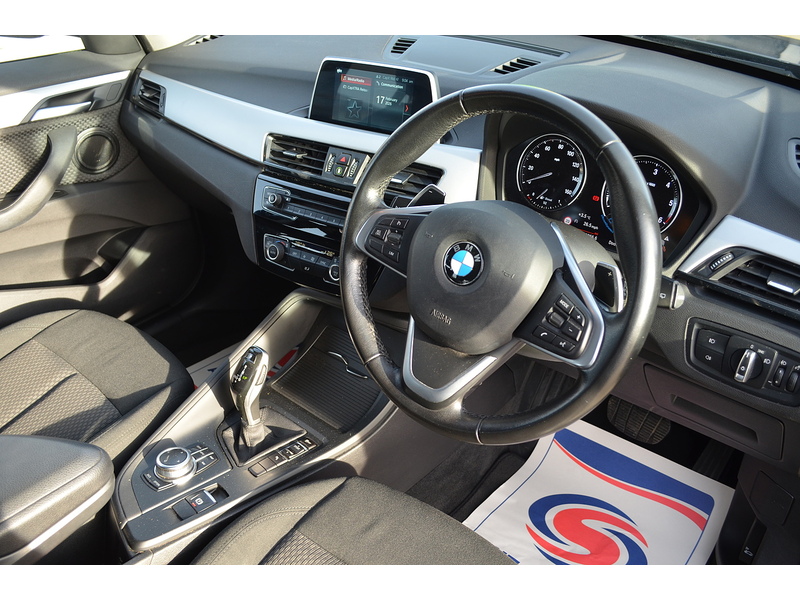 BMW X1 18d SE - U108181