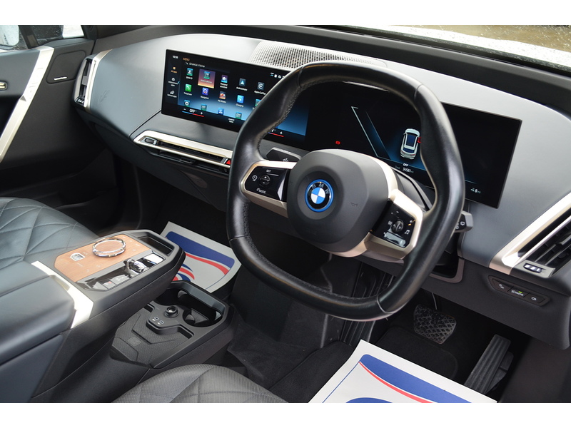 BMW iX 40 M Sport - U108186
