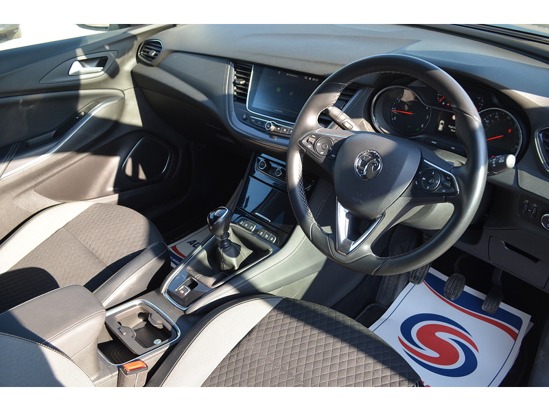 Vauxhall Grandland X Turbo Sport Nav - U108226